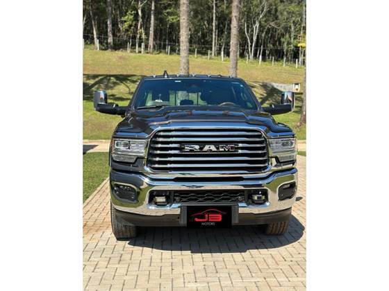 RAM 3500 6.7 I6 TURBO DIESEL LIMITED LONGHORN CD 4X4 AUTOMÁTICO RAM 3500 6.7 I6 TURBO DIESEL LIMITED LONGHORN CD 4X4 AUTOMÁTICO